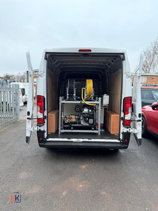 BOSSBOYS VP30200 Van Pack Petrol Pressure Washer 200 Bar
