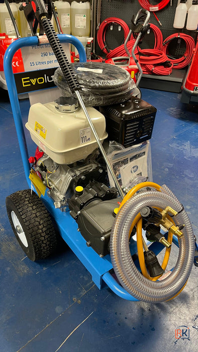 Evolution 2 Honda GX390 Professional Petrol Pressure Washer 250 Bar 15 L/min Heavy Duty